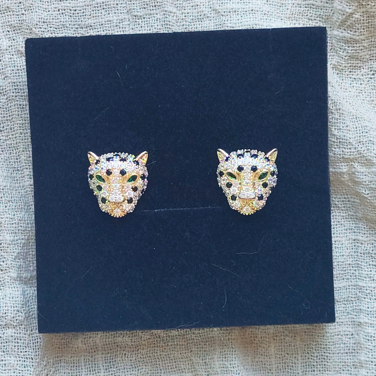 Regal Jeweled Leopard Head Stud Earrings