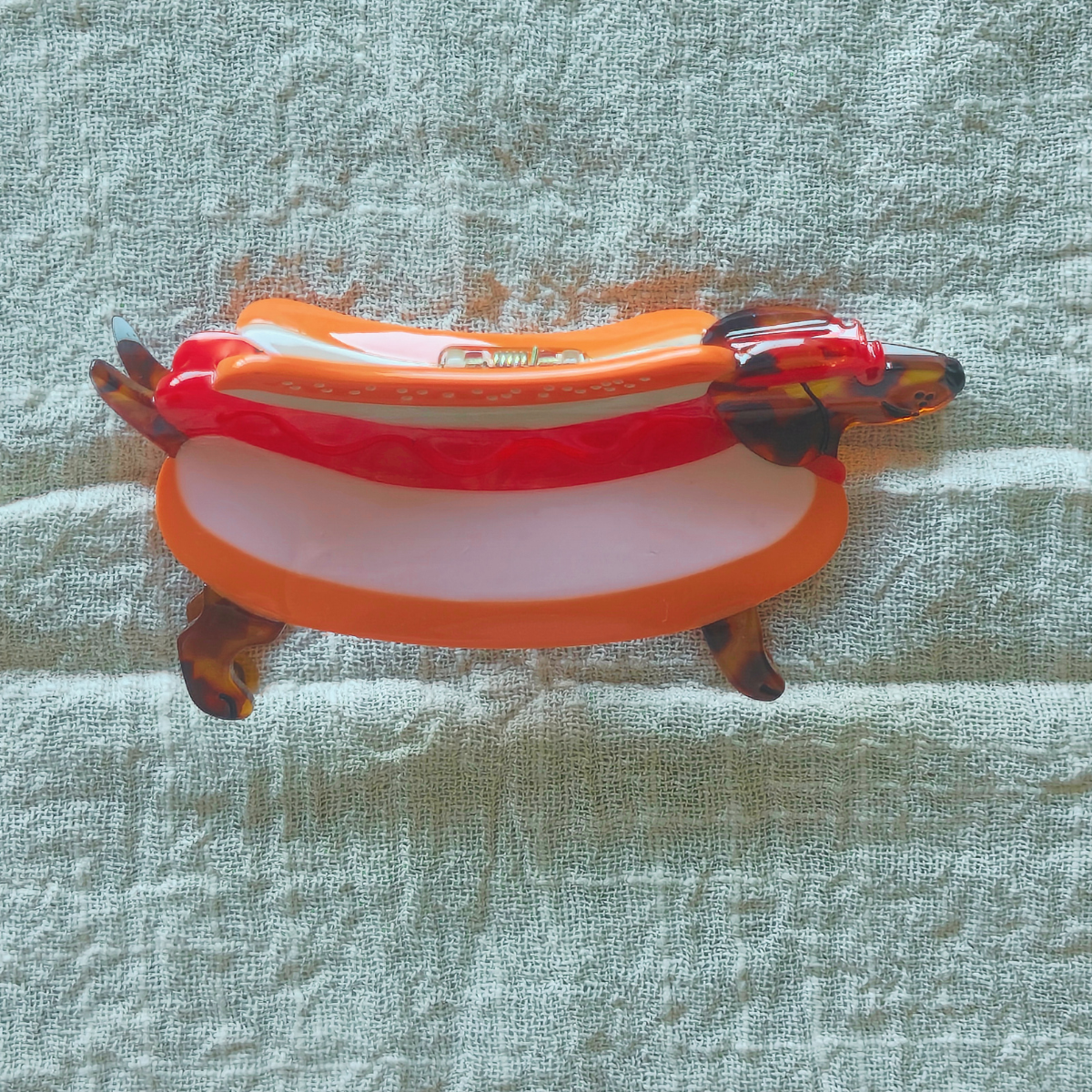 Hot dog sausage dog hair plier