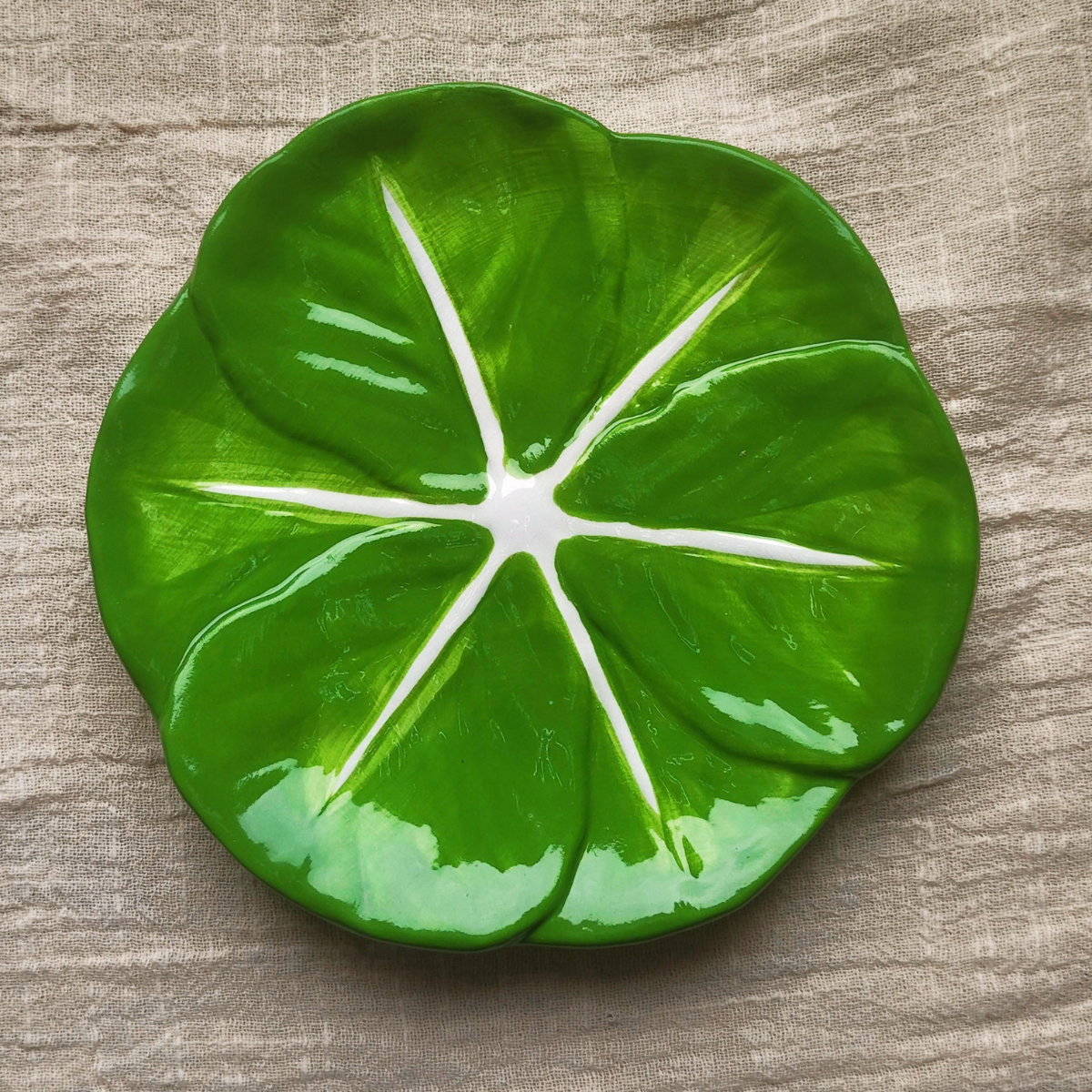 Lettuce plate 16.3x16.6x2cm